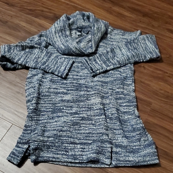 Aerie Marled Blue Turtle Neck Sweater - Picture 3 of 5